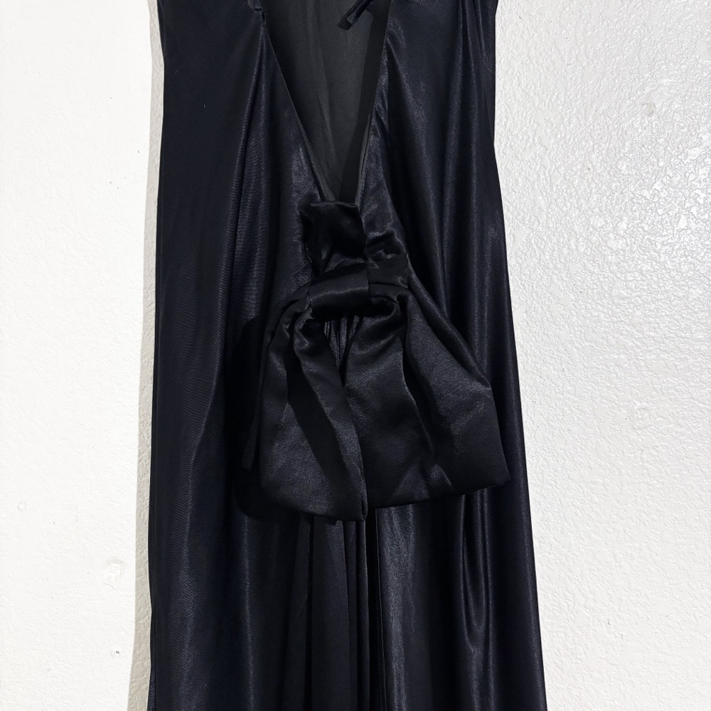 NWT Meshki Kailey Satin Low Back Maxi Dress Gown with Detachable Bow Train Black - Picture 8 of 10